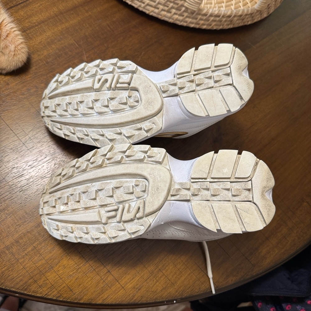 Fila DISRUPTOR 2 Women’s Gold metallic & White Sneakers. Sz 6. - Picture 7 of 9